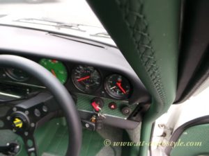 porsche 911 roll cage wraped in leather